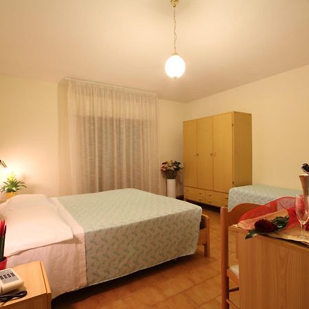 Hotel Villa Luca Chianciano Terme Værelse billede